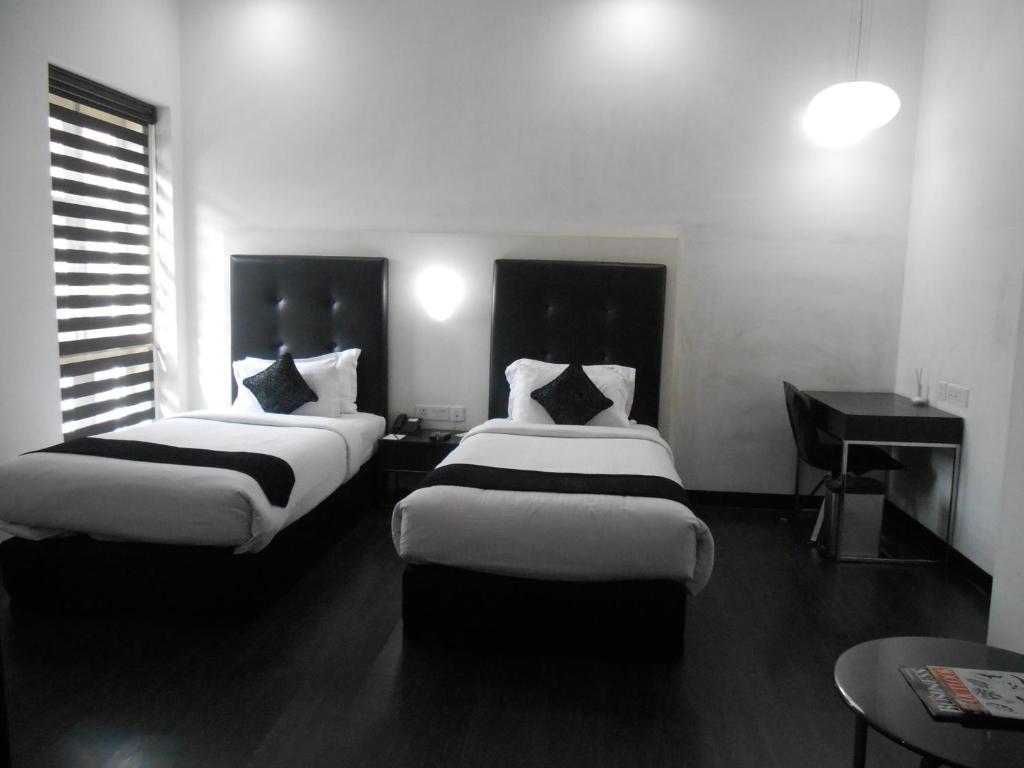 Sapphire Suite Kalkutta Szoba fotó