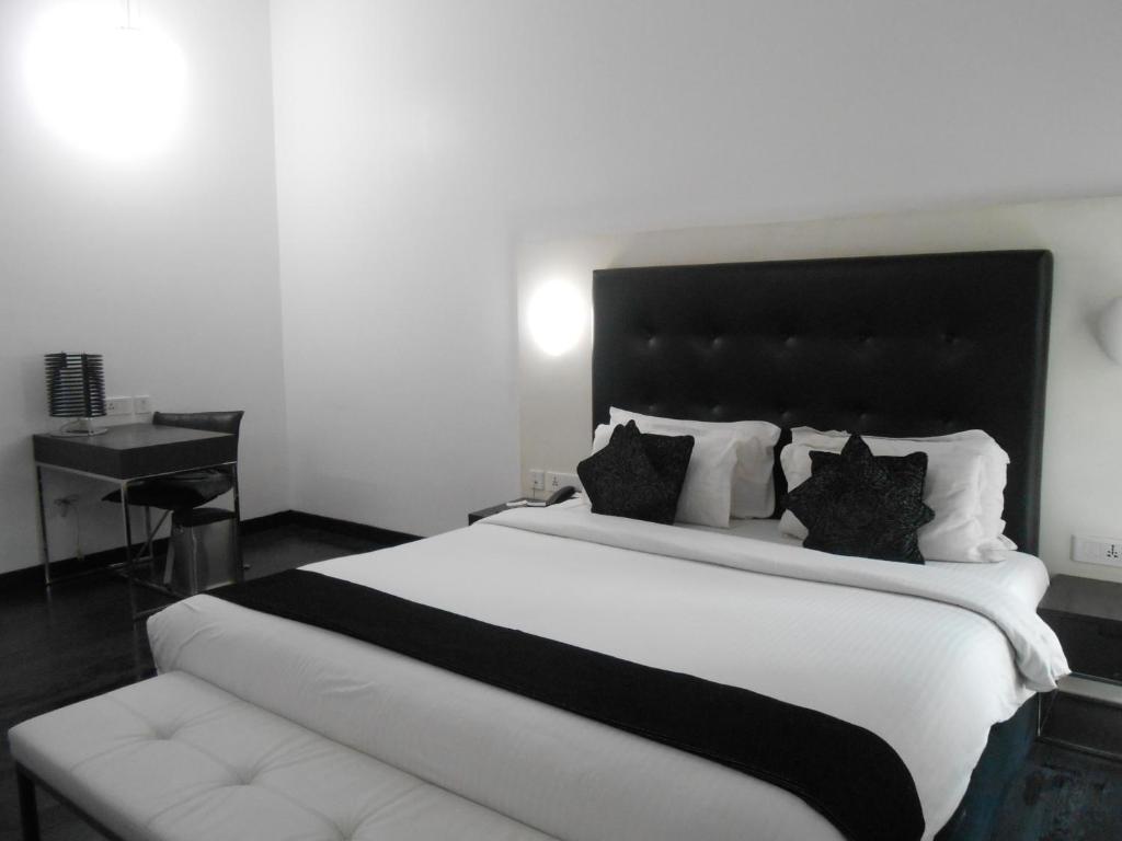 Sapphire Suite Kalkutta Szoba fotó